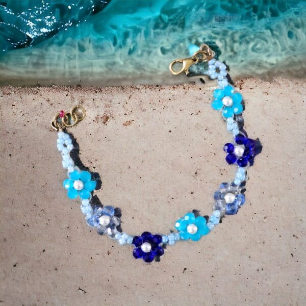 Blue Glass Bead Flower Bracelet